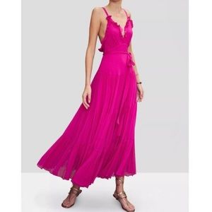 Alexis Dress, size Medium